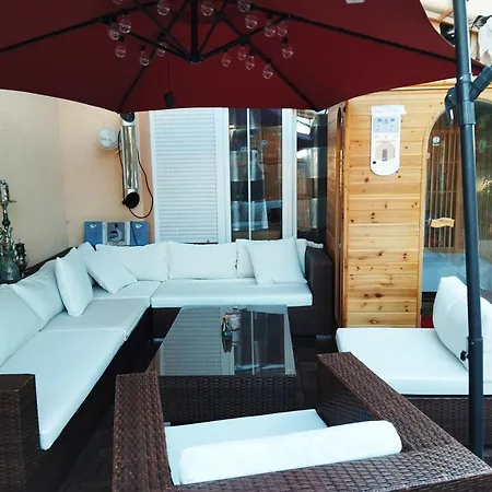 Poustka Apartment *