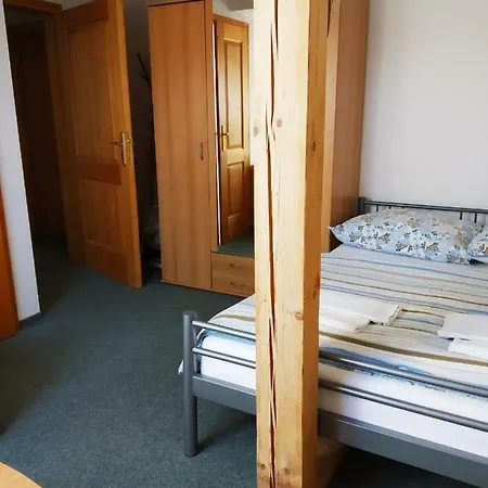 Poustka Apartment *